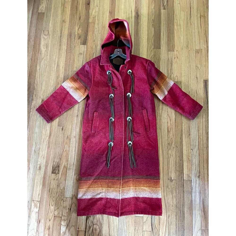Woman’s Vintage Woolrich Southwestern Native American Geometric Wool Blend Coat